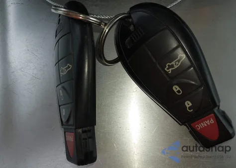 2008 Chrysler 300 Touring z USA, uszkodzony, nr VIN 2C3LA53GX8H305730